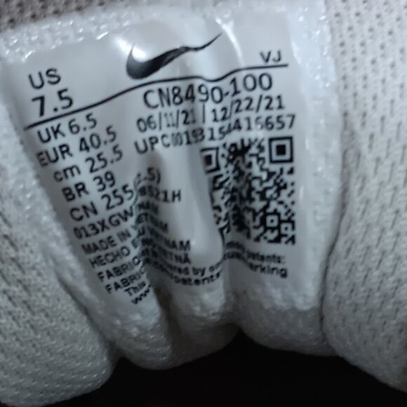 Nike Air Max 90 White Size 7.5 - Picture 5 of 5